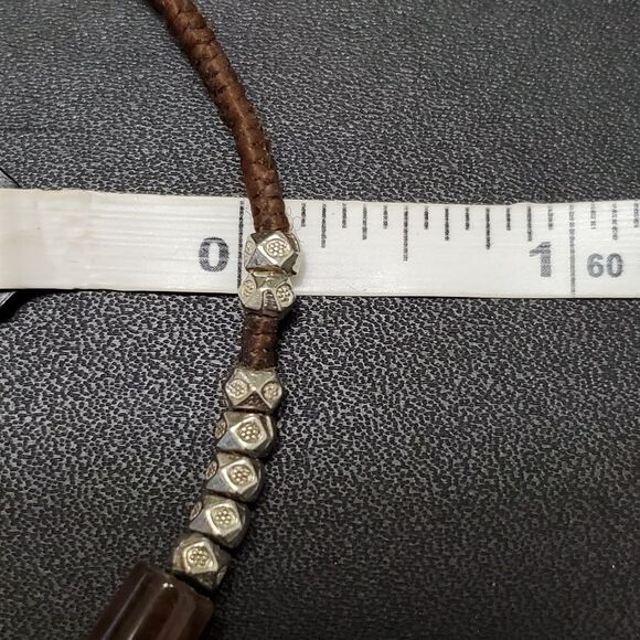 Adjustable corded bracelet with tigers eye stone - Picture 4 of 8